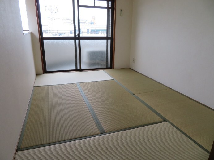 シャトー柴原の物件内観写真