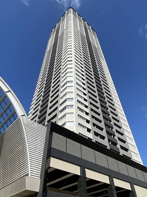 ザ・千里タワーの物件外観写真