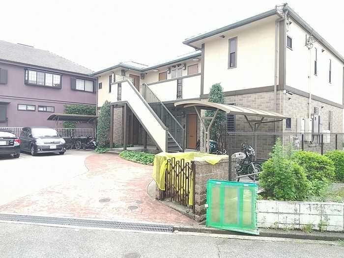 春紫苑の物件外観写真