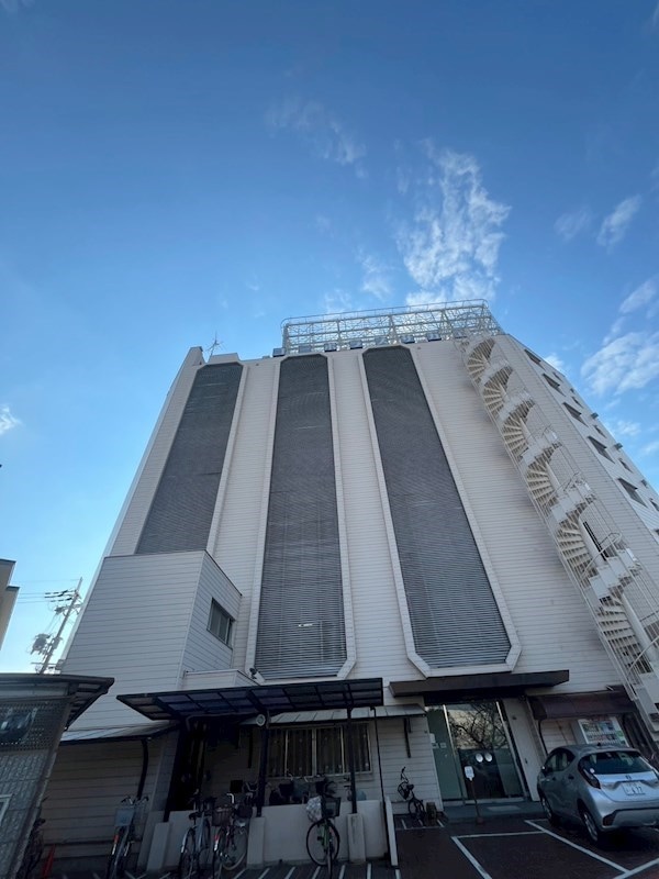 コーポラスサカエの物件外観写真