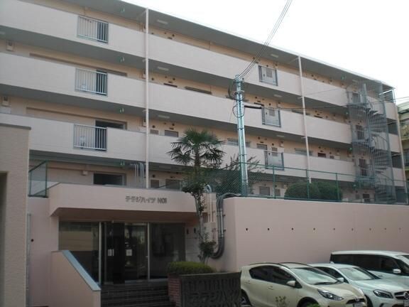 テラジハイツI号館の物件外観写真