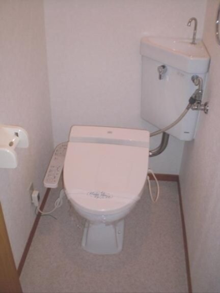 テラジハイツI号館の物件内観写真