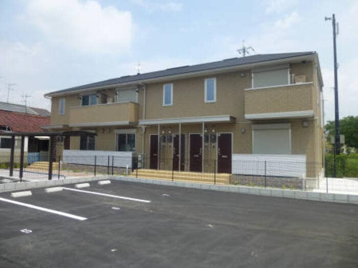 ラ　フレーズの物件外観写真