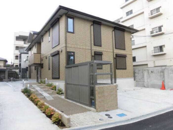 Ｖilla ＳＡＴＳＵＫＩの物件外観写真