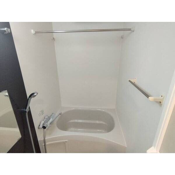 ファーストフィオーレ神戸湊町の物件内観写真