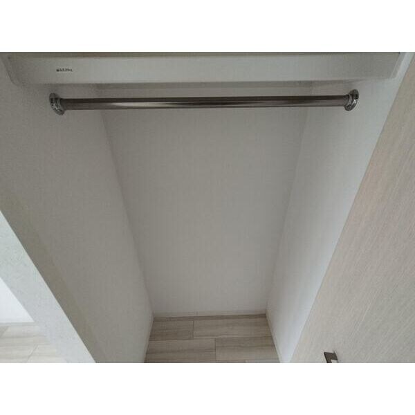 ファーストフィオーレ神戸湊町の物件内観写真