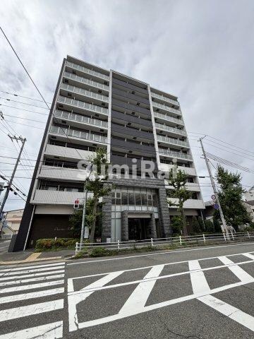 プレサンスコウベティアラの物件外観写真