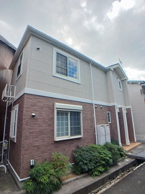 プチメゾン山手の物件外観写真