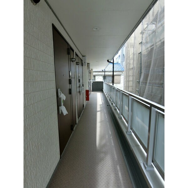 リブリスカイブルーサンの物件外観写真