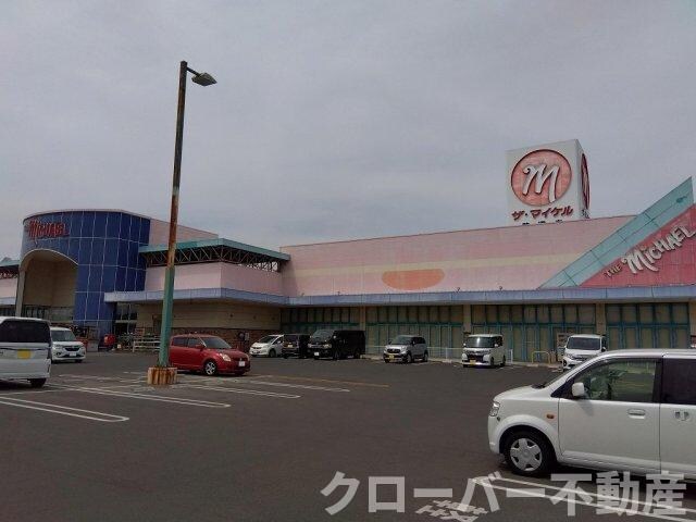 レオパレスブレッツァの物件外観写真