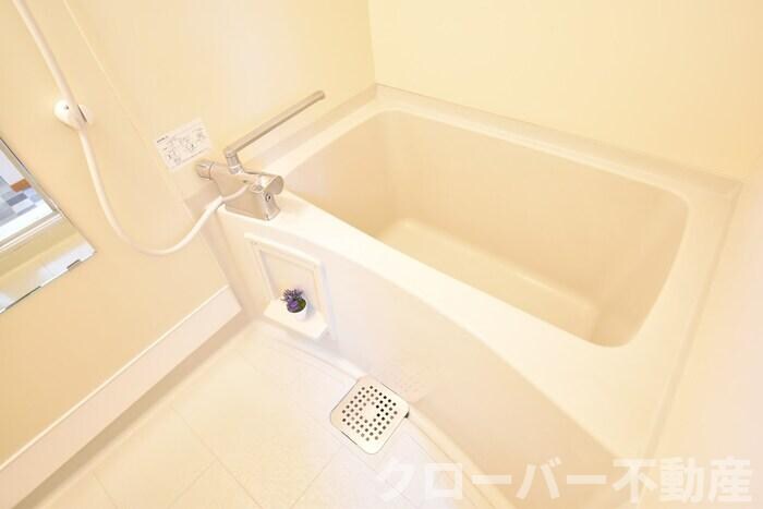 ベルシャトル B棟の物件内観写真