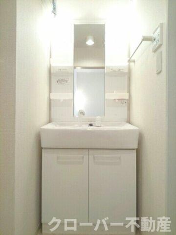 リラ・ハウスの物件内観写真