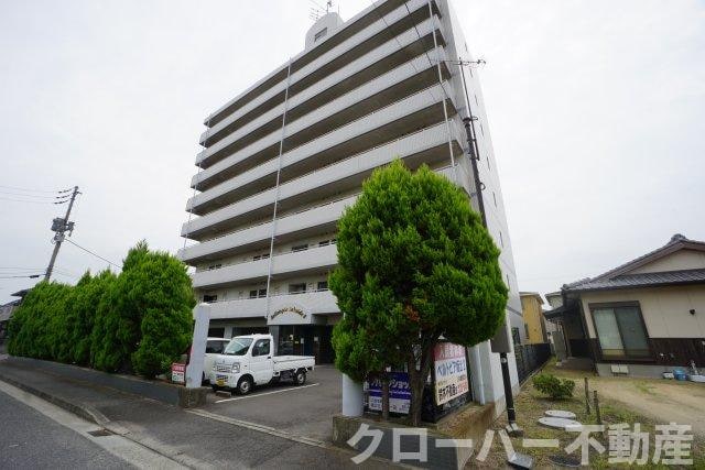 ベルトピア坂出Ⅱの物件外観写真