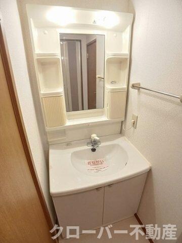 ヴィラ・ヒューゲル　Ｂの物件内観写真