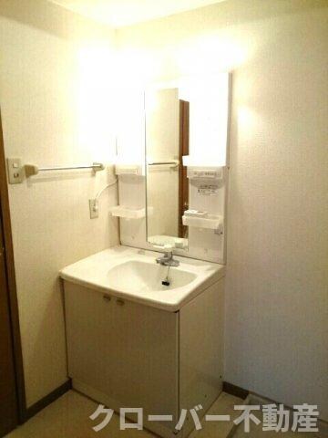 ヴィラ・ヒューゲル　Ｂの物件内観写真