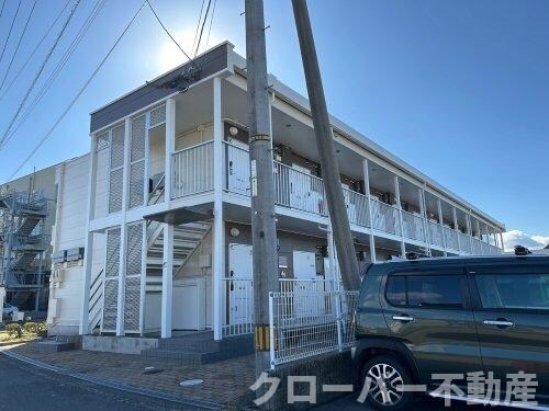 レオパレスルートイレブンの物件外観写真