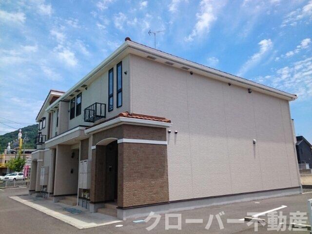 モントレゾールの物件外観写真