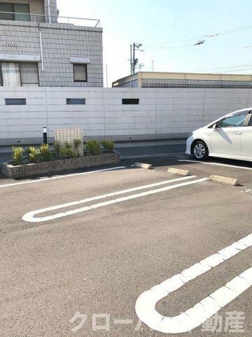 モントレゾールの物件外観写真