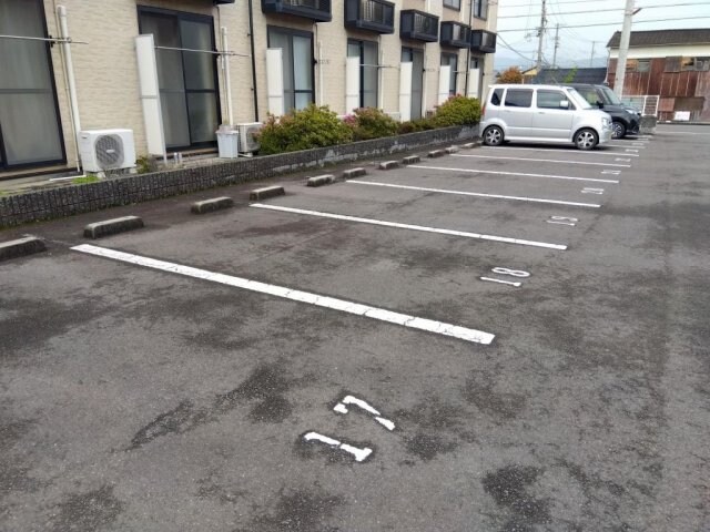 レオパレス東大浜の物件外観写真