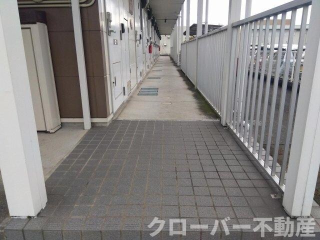 レオパレスルートイレブンの物件外観写真