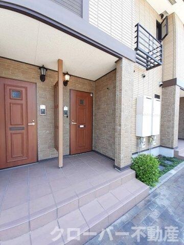 エレガンシア・ブローテⅡの物件外観写真