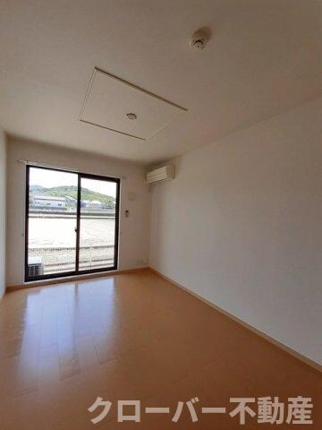 エレガンシア・ブローテⅡの物件内観写真