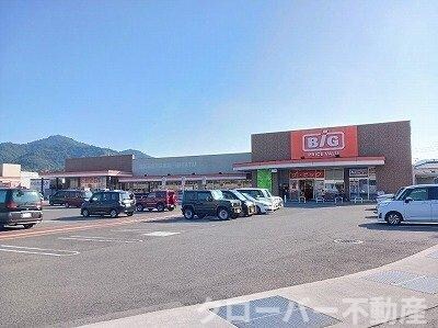 エレガンシア・ブローテⅡの物件外観写真