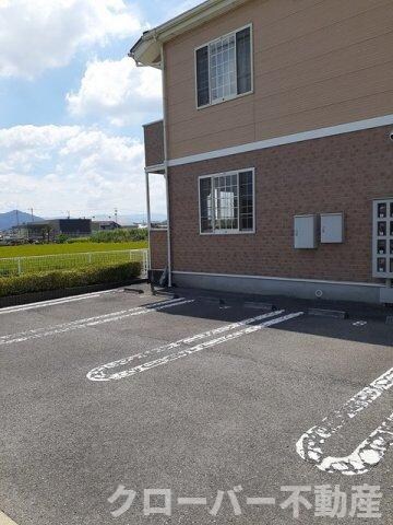 エスコート　Ａの物件外観写真