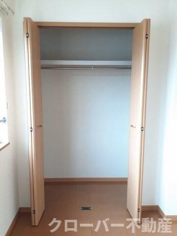 ラ・フェスタＣの物件内観写真