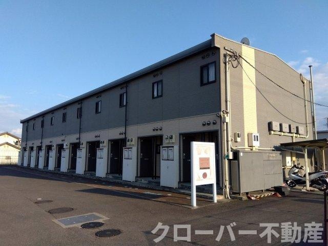 レオパレスシュトラールの物件外観写真