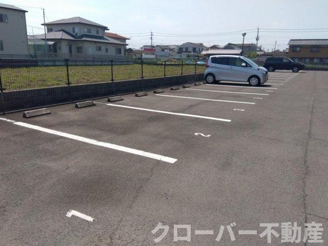 レオパレスハーモニーの物件外観写真