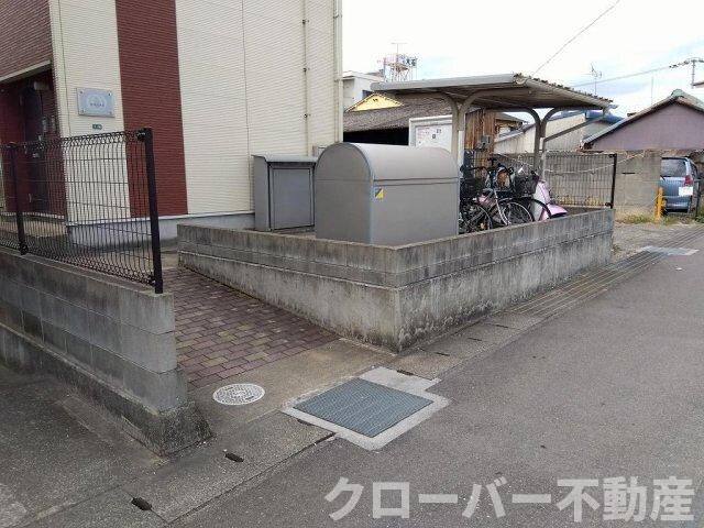 レオネクストみなとまちの物件外観写真
