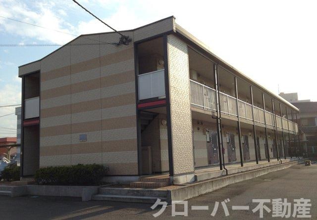 レオパレスソレーユⅡの物件外観写真