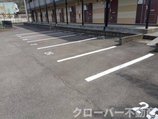 レオパレスソレーユⅡの物件外観写真