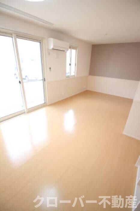 プラティーク ハバラの物件内観写真