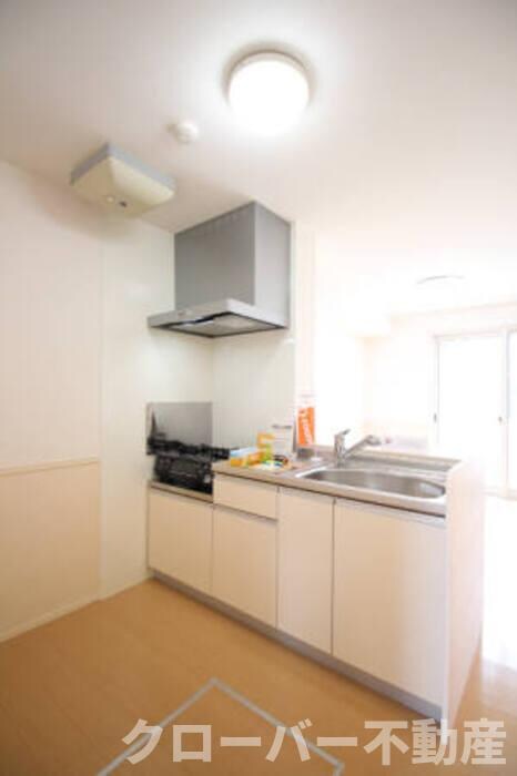 プラティーク ハバラの物件内観写真