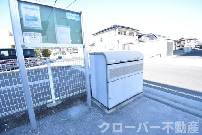 プラティーク ハバラの物件外観写真