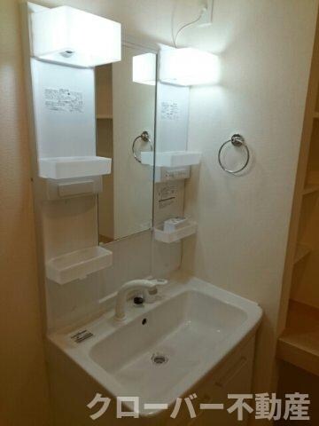 フィオーレ　リン　Ａの物件内観写真