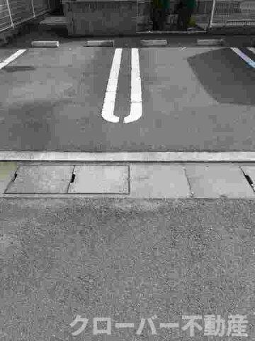 ドゥース　レシ　Ａの物件外観写真