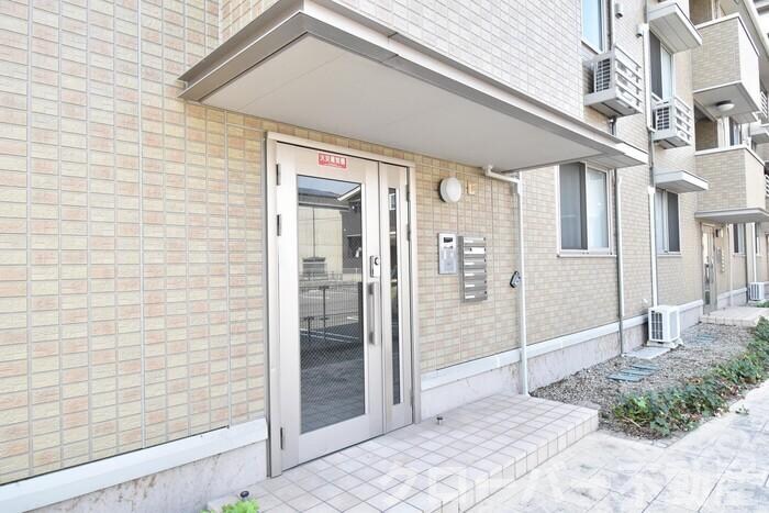 ロータス宇多津の物件外観写真