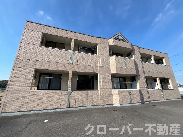 グランシャリオの物件外観写真