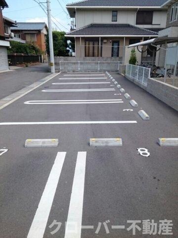 ドゥース　レシ　Ａの物件外観写真