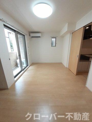 ドゥース　レシ　Ａの物件内観写真