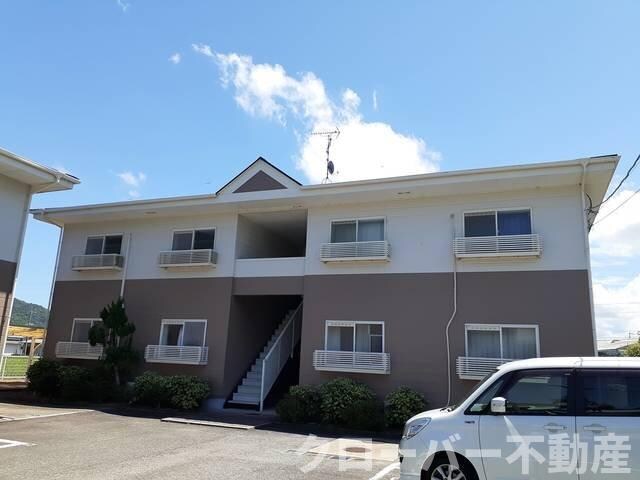 ニューエルディムマナベＢの物件外観写真