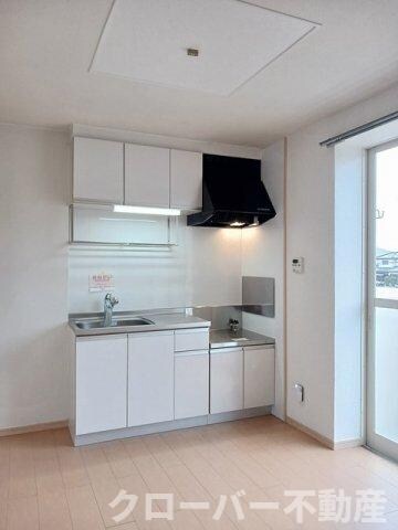 ニューエルディムマナベＢの物件内観写真