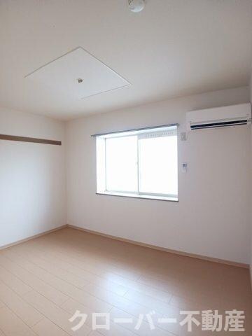 ニューエルディムマナベＢの物件内観写真