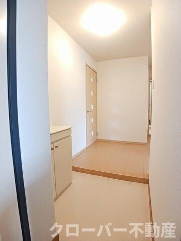 ニューエルディムマナベＢの物件内観写真