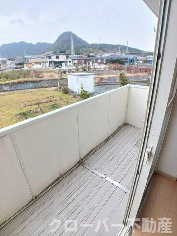 ニューエルディムマナベＢの物件内観写真