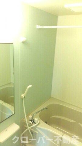 レグザーニ　Ａの物件内観写真