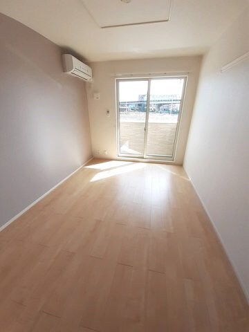 ブリリアントＢの物件内観写真